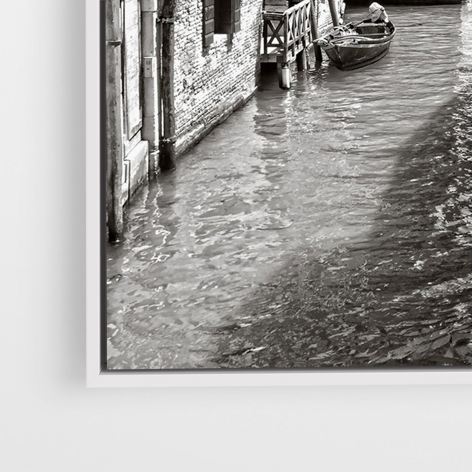Obraz w ramie 80x120 - Zabłądzić w Wenecji - wenecja, kanały - rama biała