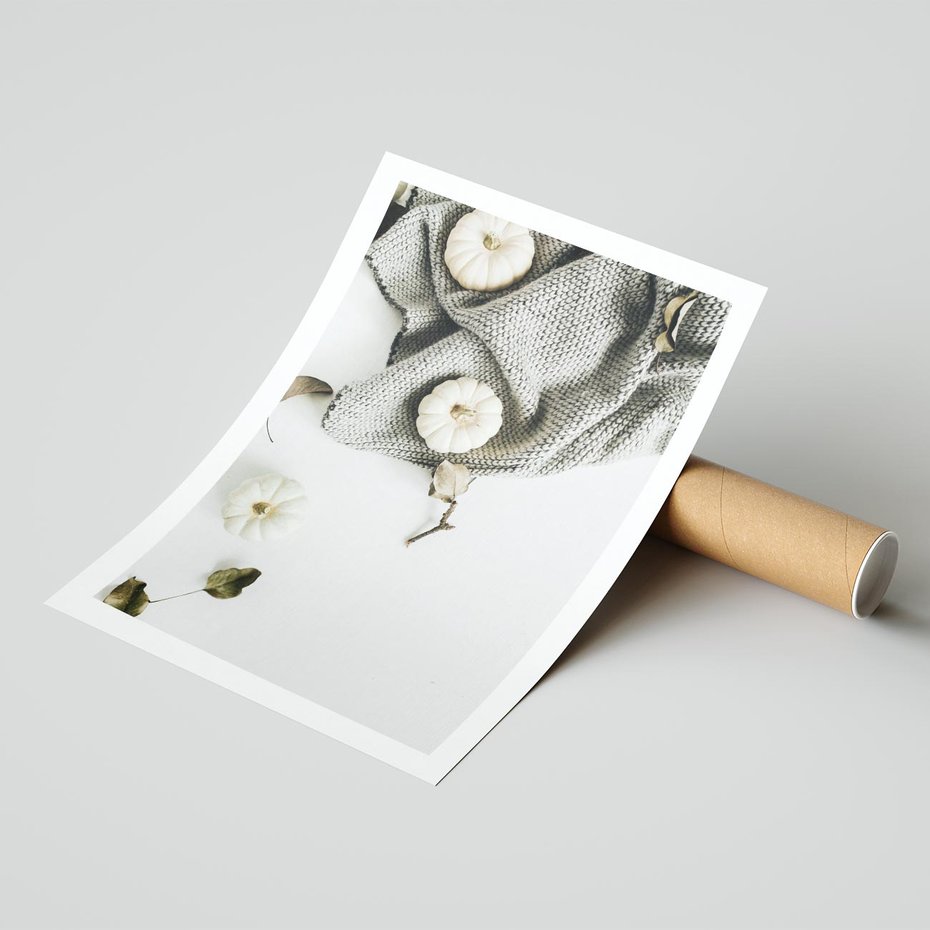 Plakat bez ramy 30x40 - Białe Dynie i Przytulny Koc - kompozycja jesienna, białe dynie