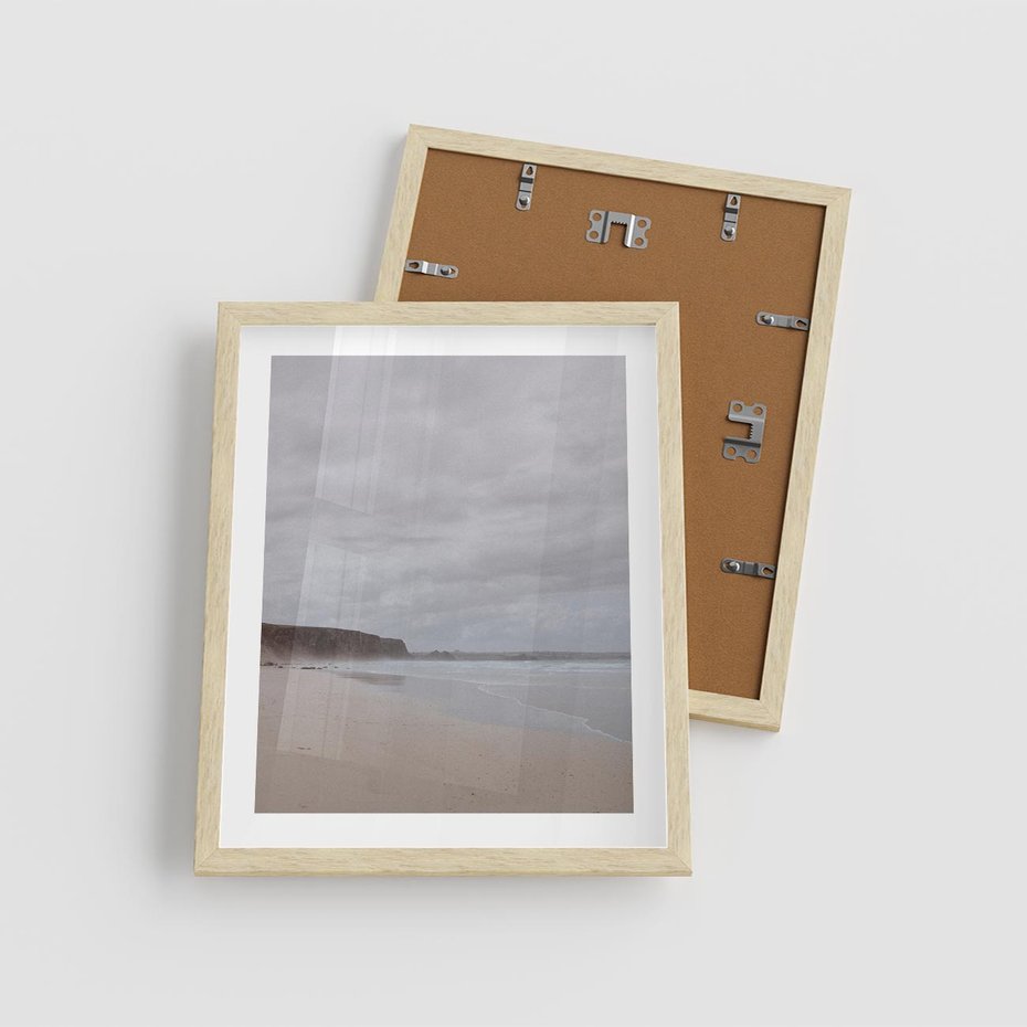 Plakat w ramie 40x50 - Mglista plaża - plaża, mgła - rama drewno