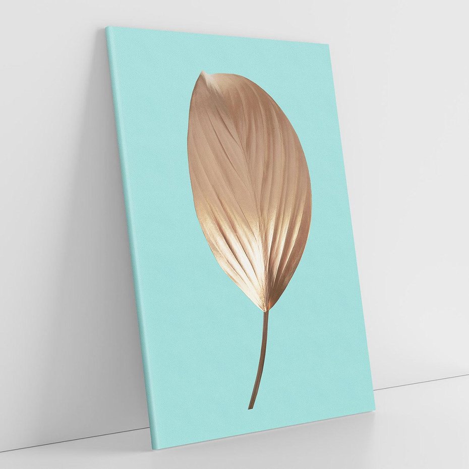 Obraz na płótnie 50x70 - Delikatna Harmonia - złote, liście