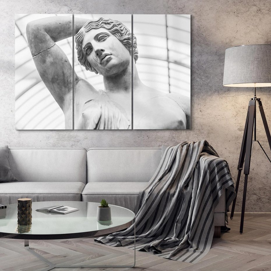 Obraz na płótnie 120x80 - Zaklęta w Kamieniu - antyczna rzeźba kobiety na fotografii, czarno biała