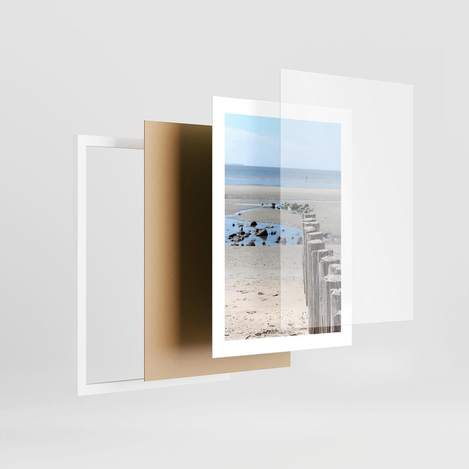 Plakat w ramie 30x40 - Fale na falochronie nad morzem - morze, falochron - rama biała