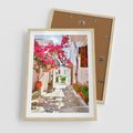 Plakat w ramie 50x70 - Kwiatowa uliczka wakacji - kwiaty, uliczka - rama drewno