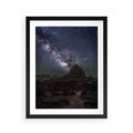 Plakat w ramie 40x50 - Gwiaździsta Noc na Pustyni - noc na pustyni, gwiździste niebo - rama czarna
