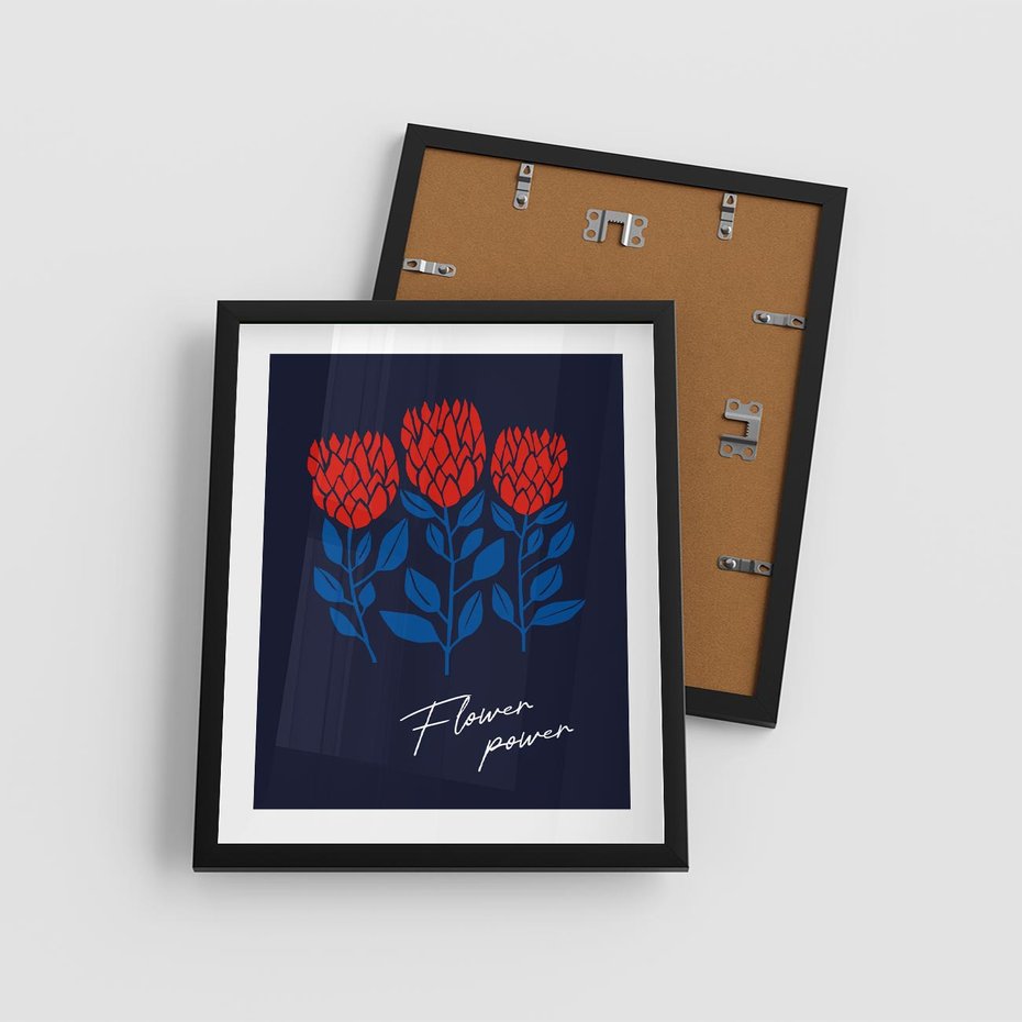 Plakat w ramie 40x50 - Podróżne Barwy - czerwone abstrakcyjne kwiaty, granatowe tło - rama czarna