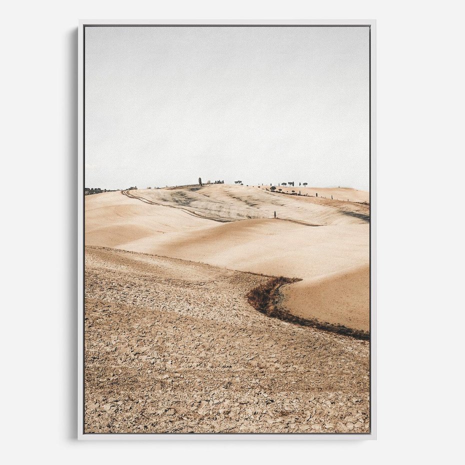 Obraz w ramie 80x120 - Refleksyjny taniec myśli - pustynny krajobraz, odcienie sepii - rama biała