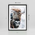 Plakat w ramie 50x70 - Żubr w Krainie Śniegu - żubr, zima - rama czarna