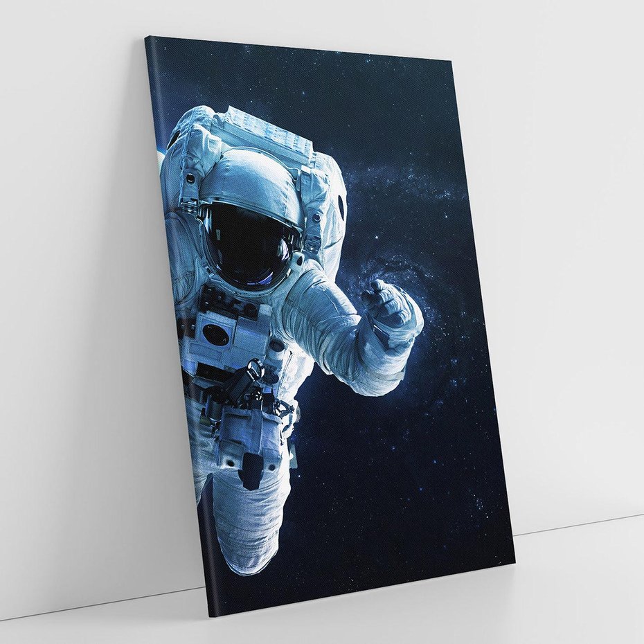 Obraz na płótnie 80x120 - kosmiczna podróż - kosmonauta, ziemia