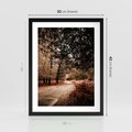 Plakat w ramie 30x40 - Magia Jesieni: Pejzaż Parku w Odcieniach Żółci - jesień, park - rama czarna