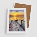 Plakat w ramie 50x70 - Zachód nad jeziorem z pomostem - pomost, jezioro - rama biała