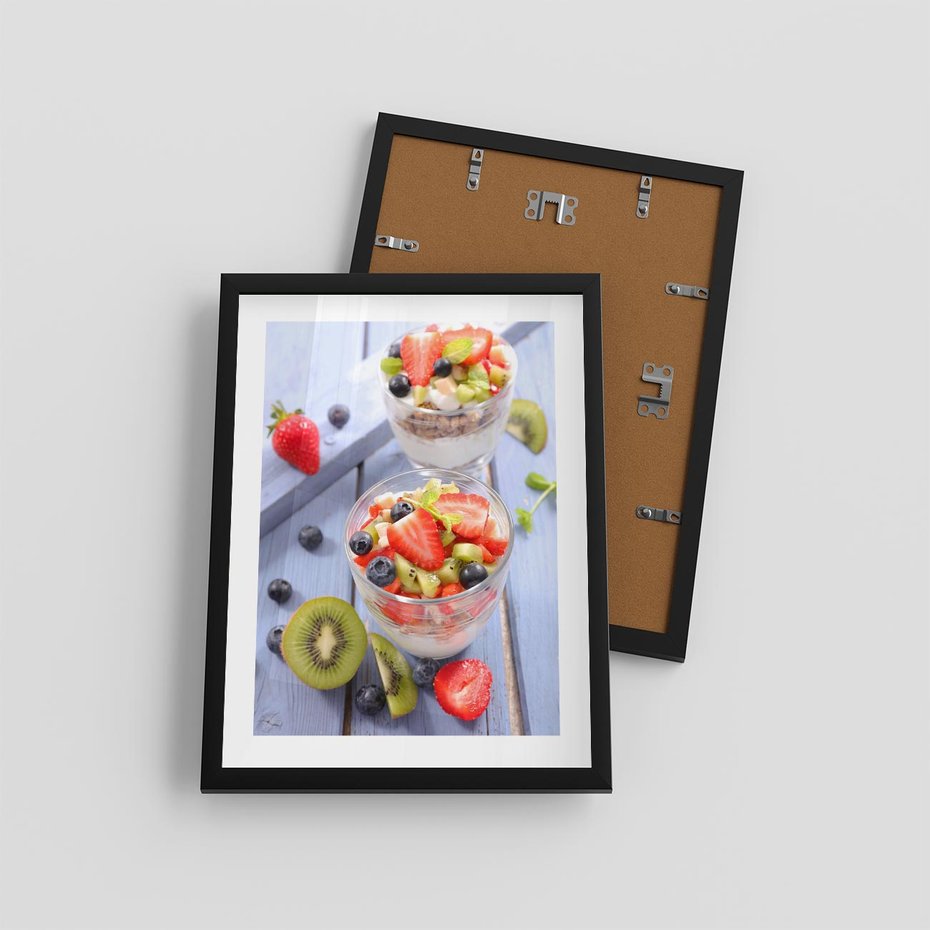 Plakat w ramie 30x40 - Świeżość i Zdrowie - sałatka, owoce - rama czarna