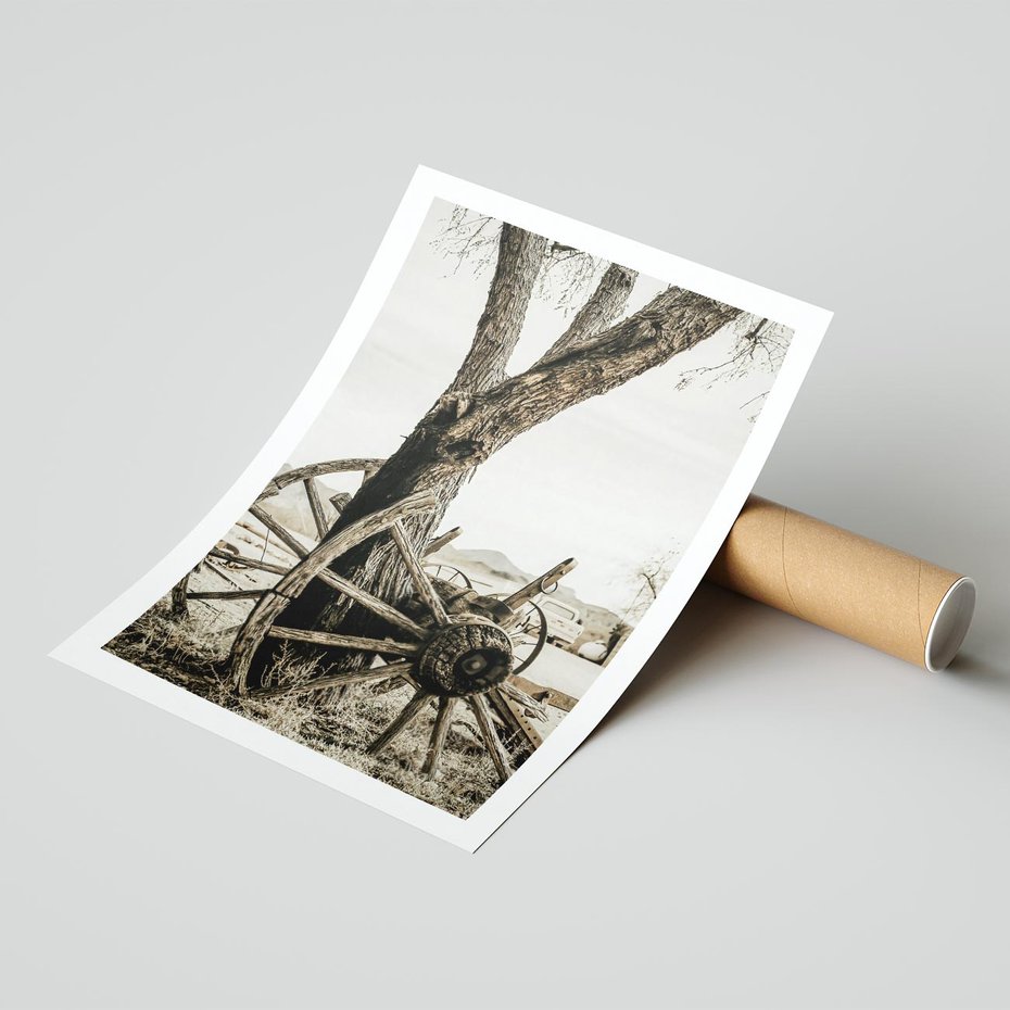 Plakat bez ramy 30x40 - Rustykalna Tradycja - koło starego wozu, rustykalny styl