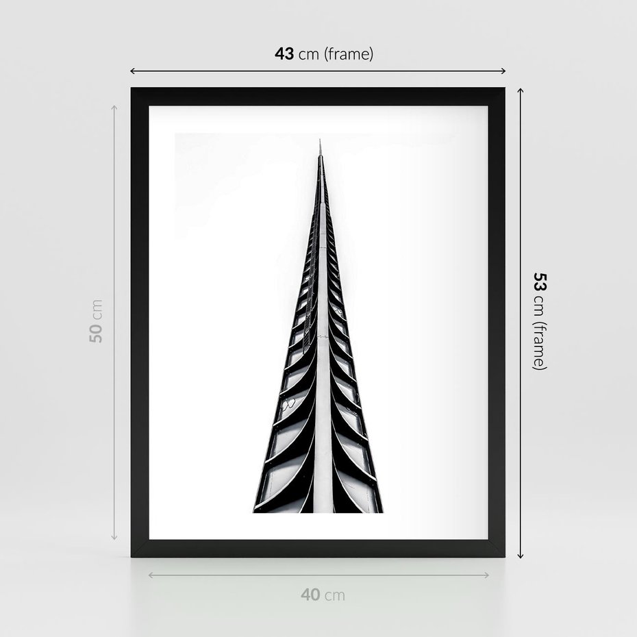 Plakat w ramie 40x50 - Majestatyczna Architektura - wysoki, strzelisty wieżowiec - rama czarna