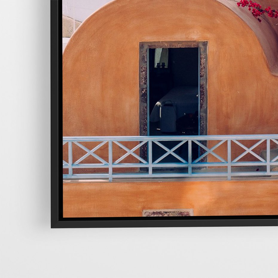 Obraz w ramie 50x70 - Błękit Morza i Białe Domki - Santorini, wyspa - rama czarna