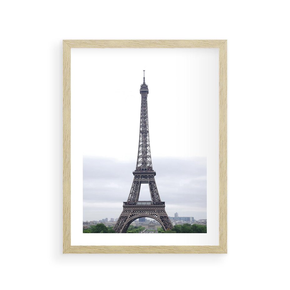 Plakat w ramie 30x40 - Eiffla w mglistym świetle - Eiffla, Paryż - rama drewno