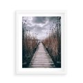 Plakat w ramie 40x50 - Mglisty krajobraz - pomost, morze - rama biała