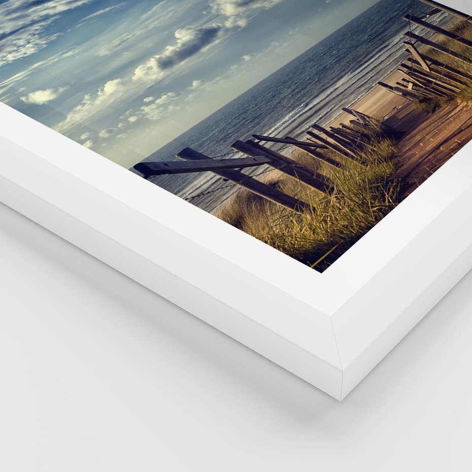 Plakat w ramie 50x70 - Plaża i morze - plaża, morze - rama biała