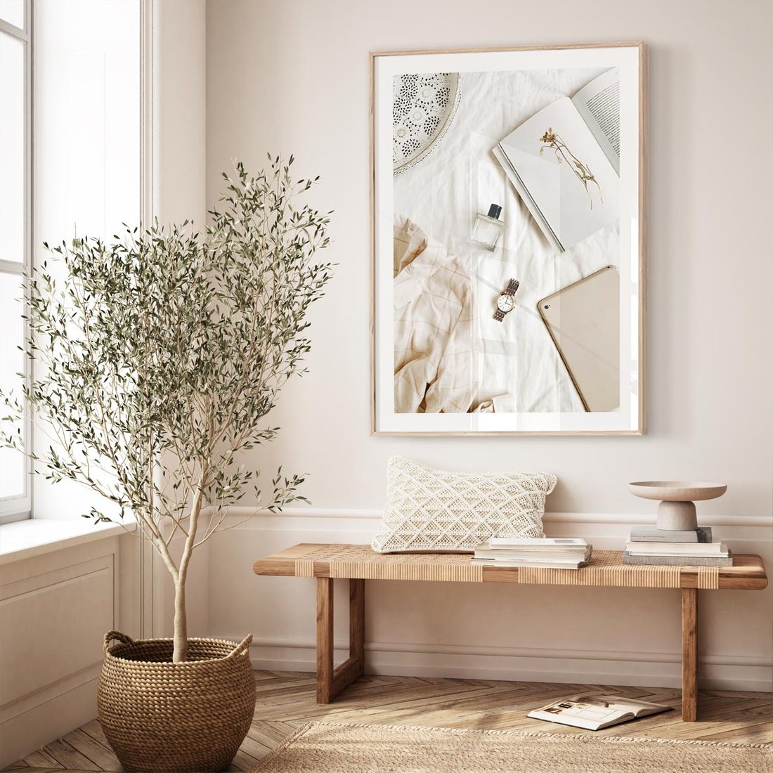 Plakat w ramie 30x40 - Perfumy, Książka i Moda - kobieca kompozycja, perfumy - rama drewno