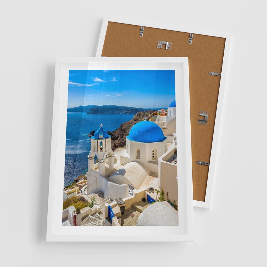 Plakat w ramie 50x70 - Urokliwy widok na Santorini - Santorini, widok - rama biała