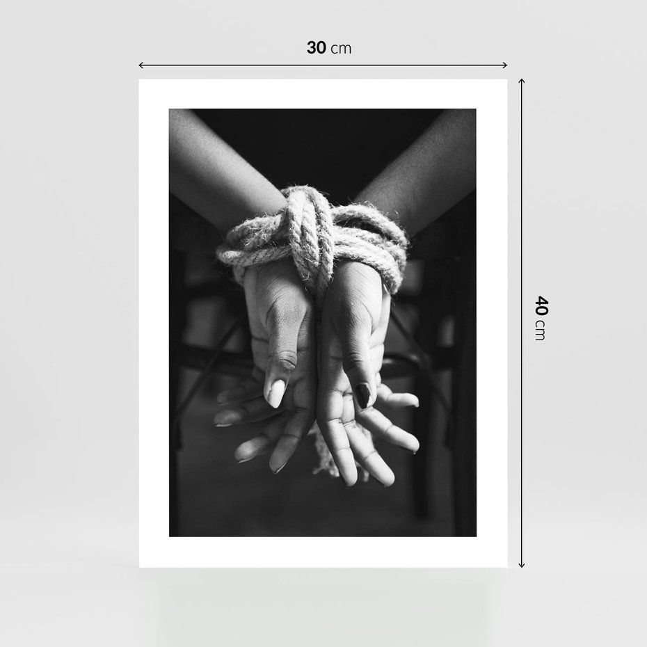 Plakat bez ramy 30x40 - Splątane Uczucia - czarno biała fotografia, artystyczna