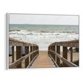Obraz w ramie 70x50 - Morze i drewniany pomost - morze, pomost - rama biała