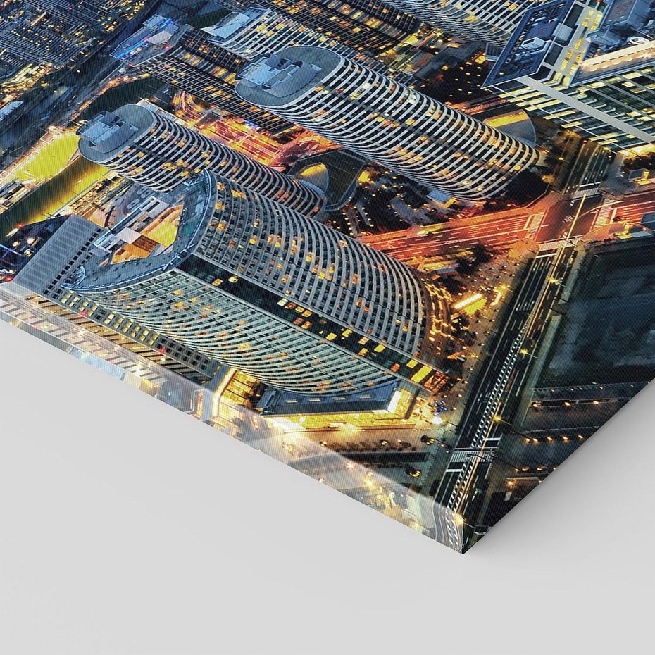 Obraz na płótnie 70x100 - Miasto na Górnym Horyzoncie - miasto, góry