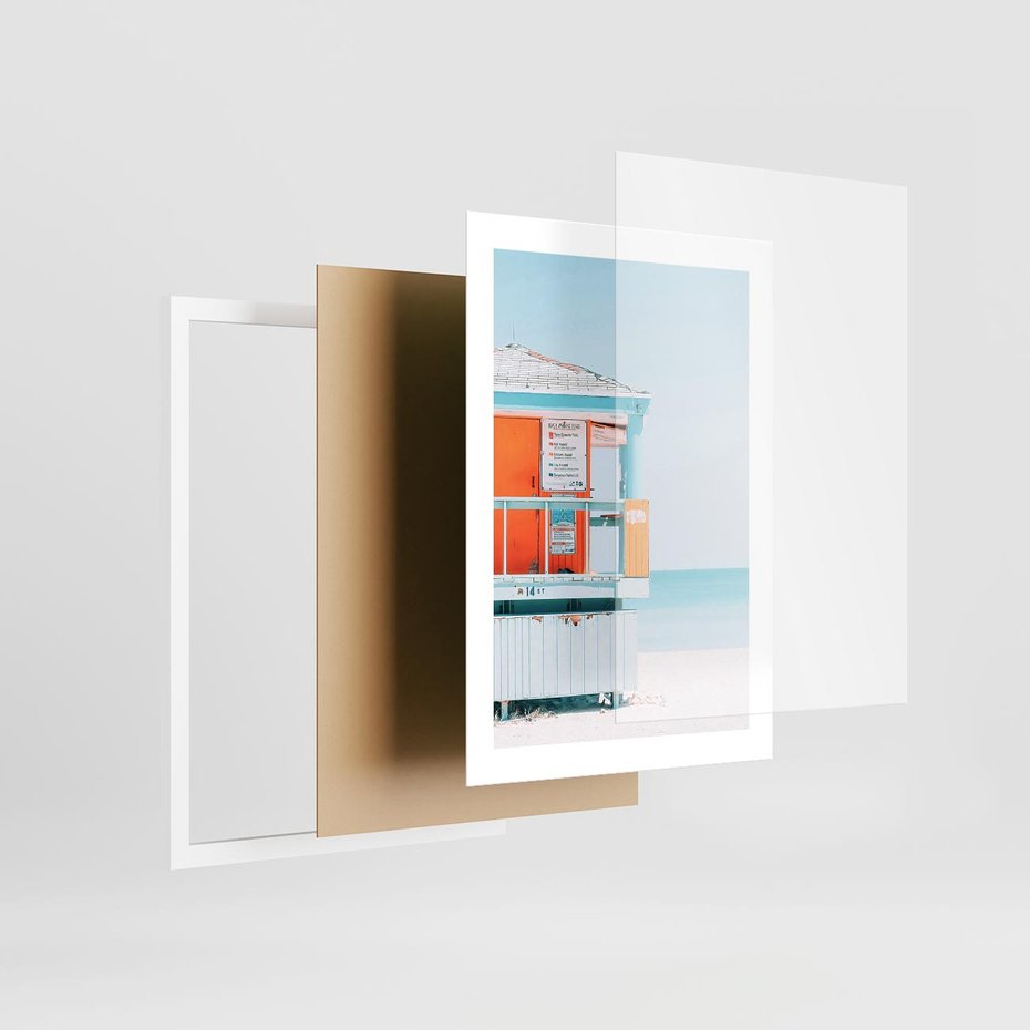 Plakat w ramie 30x40 - Letnia Idylla - plaża, domek na plaży - rama biała