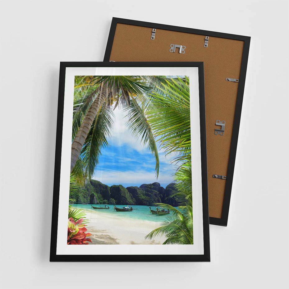 Plakat w ramie 50x70 - Palmy tańczące na tropikalnej plaży - palmy, plaża - rama czarna