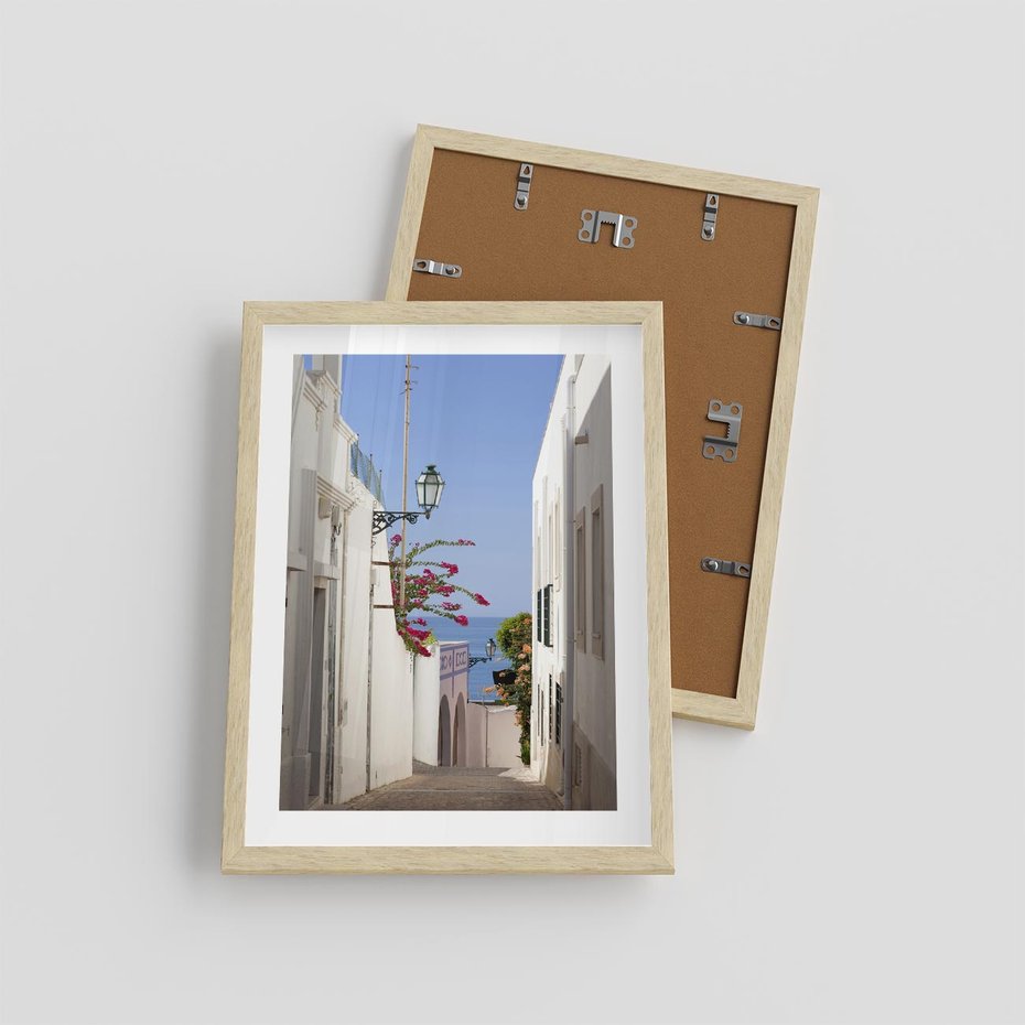 Plakat w ramie 30x40 - Podróże w Czasie: Perspektywiczna Uliczka - uliczka, perspektywa - rama drewno