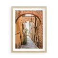 Plakat w ramie 50x70 - Magiczna podróż w głąb miasta - uliczka, perspektywa - rama drewno