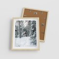 Plakat w ramie 40x50 - Spokój Zimowej Przygody w Lesie - domek w górach w lesie, zima - rama drewno