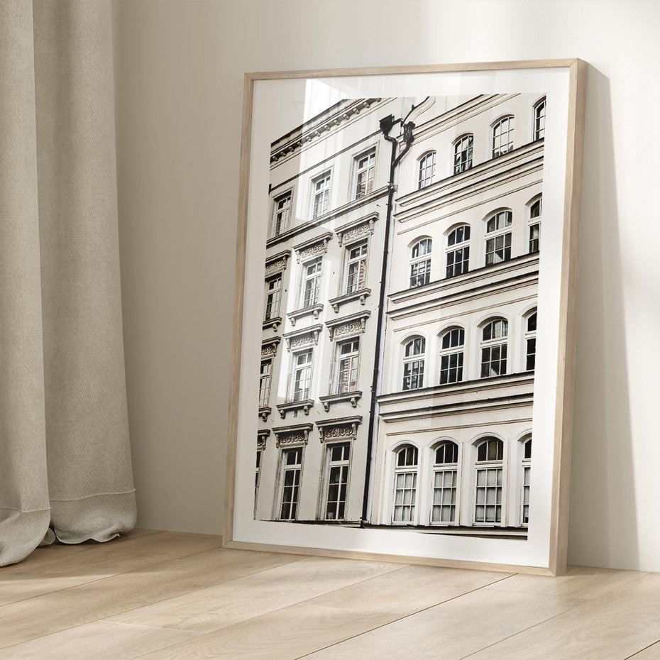 Plakat w ramie 30x40 - Urok Starej Kamienicy - budynki, miasto - rama drewno