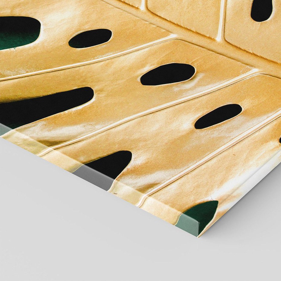 Obraz na płótnie 50x70 - Piękno i Styl - złote, liście