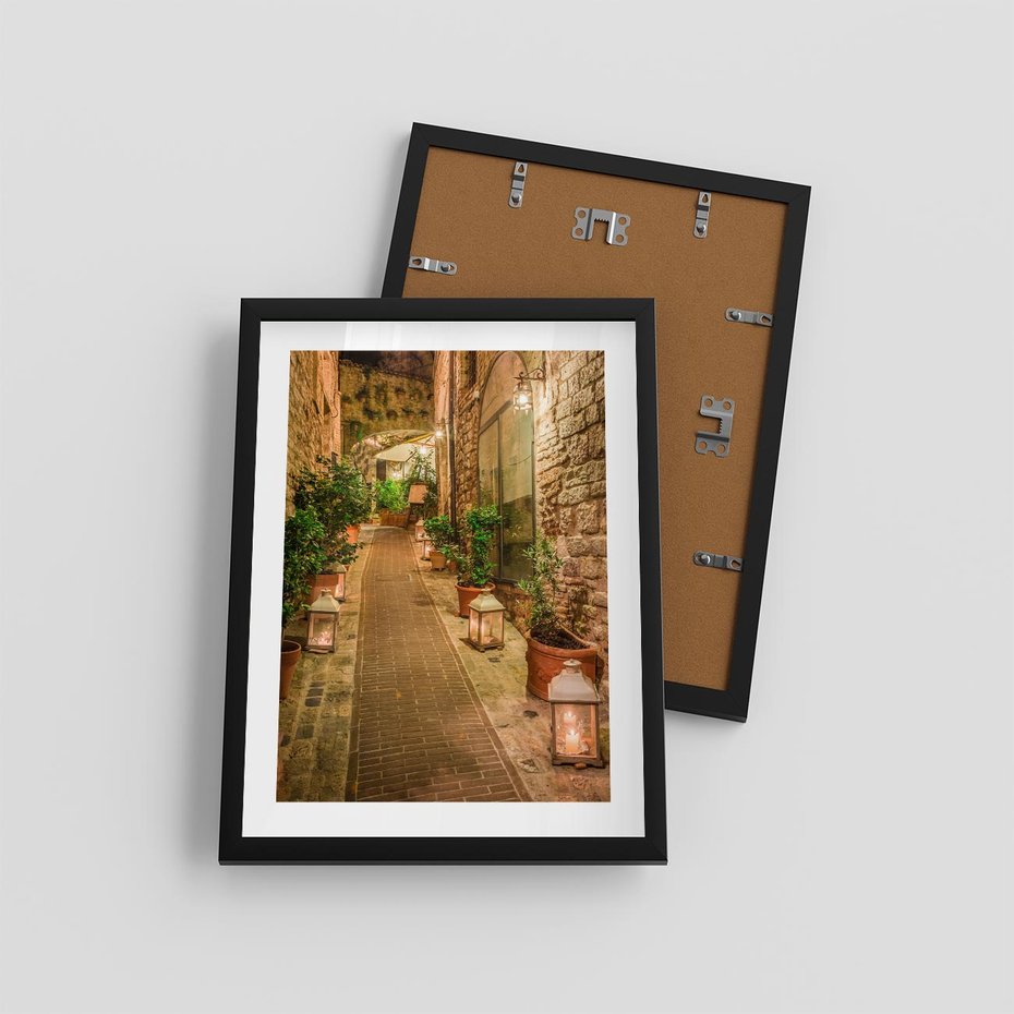 Plakat w ramie 30x40 - Perspektywa Uliczki Miejskiej - uliczka, perspektywa - rama czarna