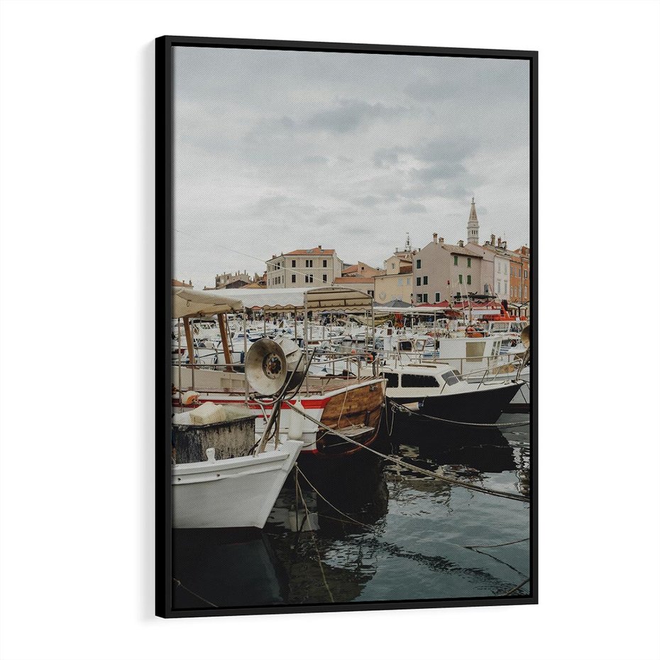 Obraz w ramie 50x70 - Malowniczy Krajobraz Morski - morze, łódki - rama czarna