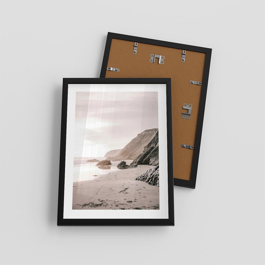 Plakat w ramie 30x40 - Przybrzeżna Piękność - klify, skały nad morzem - rama czarna