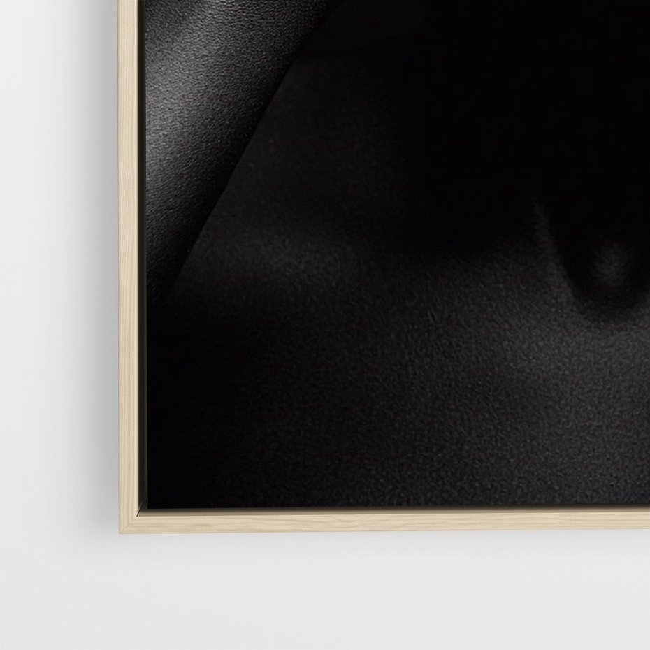 Obraz w ramie 50x70 - Złote Usta wyjątkowa subtelność - złote usta, złote palce - rama drewno