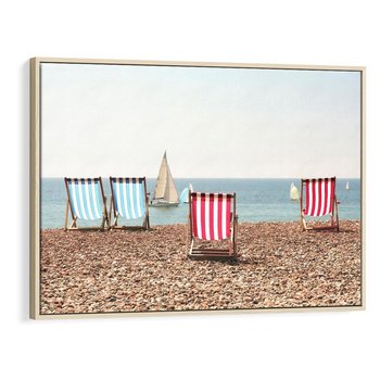 Obraz w ramie 120x80 - Letnia retro bajka - fotografia, pasiaste leżaki - rama drewno