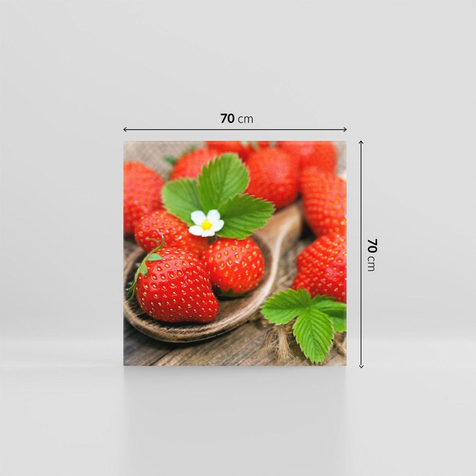 Obraz na płótnie 70x70 - Truskawki: owocowa ekstaza - truskawki, owoce