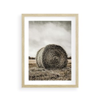 Plakat w ramie 40x50 - Siano w Sepii: Wiejska Tradycja - snopek siana, bela siana - rama drewno