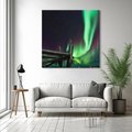Obraz na płótnie 40x40 - Zorza polarna w tajemniczej nocnej przestrzeni - zorza, polarna