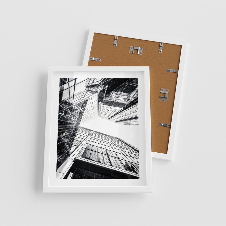 Plakat w ramie 40x50 - Wznoszący się Wysoko - architektura, wysoki wieżowiec - rama biała