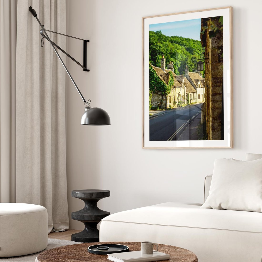 Plakat w ramie 50x70 - Odkryj tajemnice miasta - uliczka, perspektywa - rama drewno