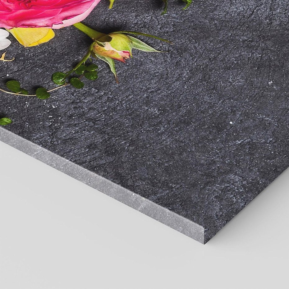 Obraz na płótnie 50x70 - Kompozycje kwiatowe: harmonia natury - kwiaty, kompozycja