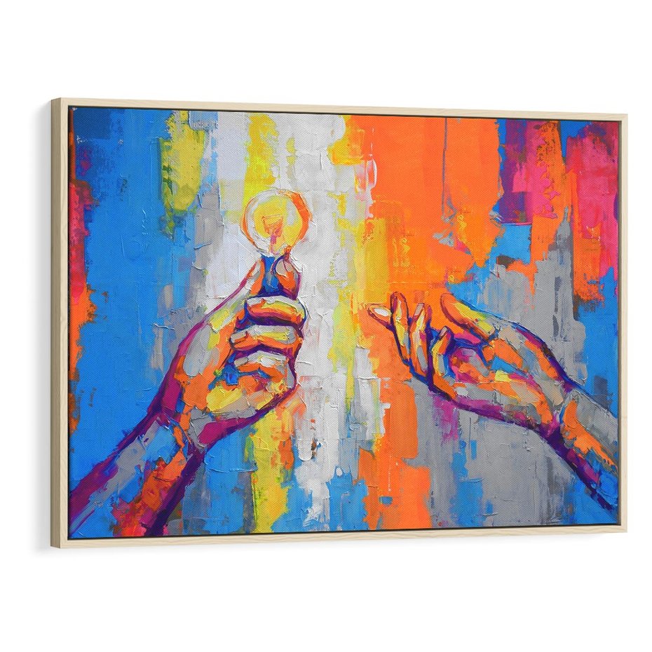 Obraz w ramie 120x80 - Refrakcje wewnętrznego światła - abstrakcyjne dzieło, dłoń trzyma żarówkę - rama drewno