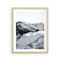 Plakat w ramie 40x50 - Biały Zimowy Pejzaż - góry w zimie, ośnieżone wysokie szczyty - rama drewno