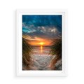 Plakat w ramie 50x70 - Magia zachodu słońca na plaży - zachód, słońca - rama biała