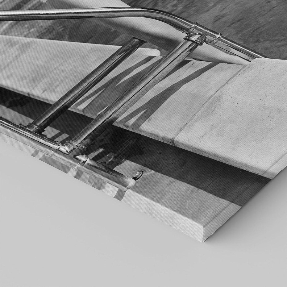 Obraz na płótnie 50x70 - Retro Basen - retro zdjęcie, czarno białe