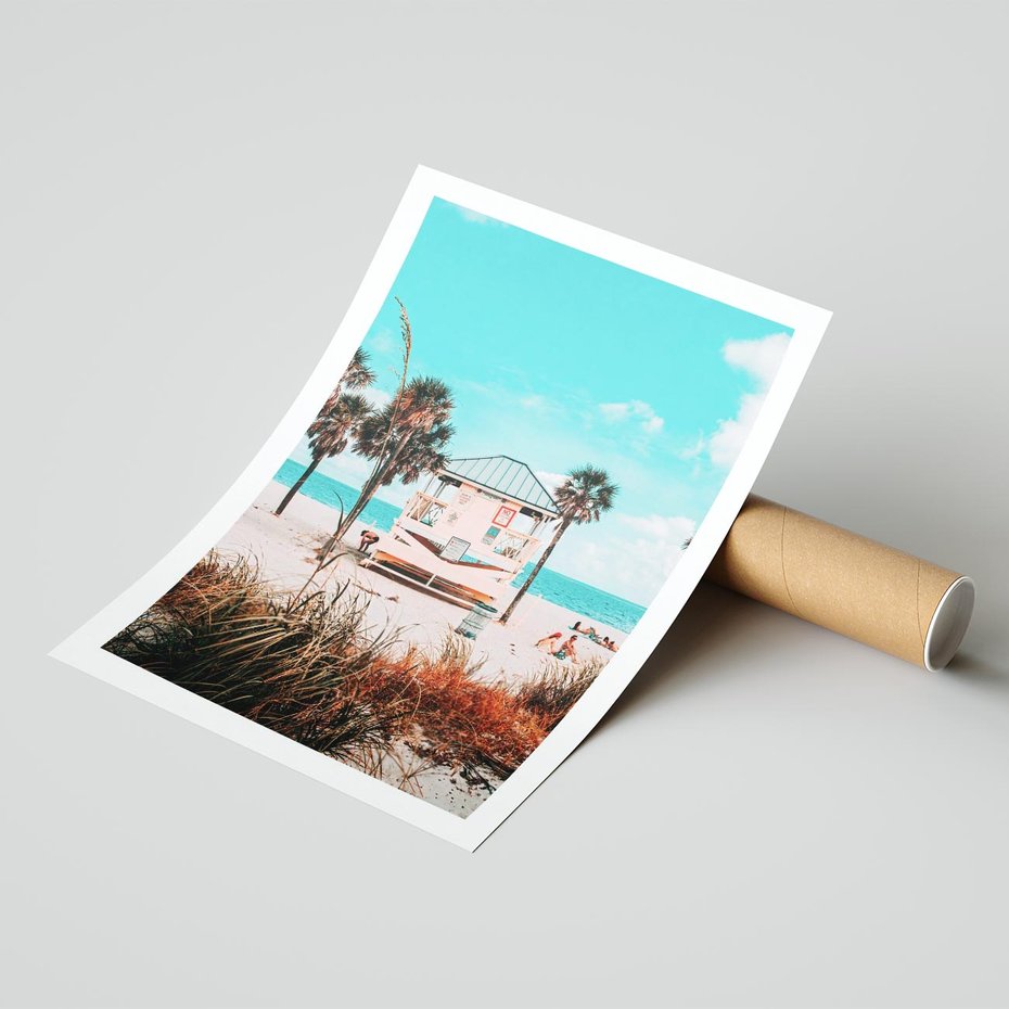 Plakat bez ramy 50x70 - Plaża, Palmy i Spokój Miami - budka ratownika, plaża Miami