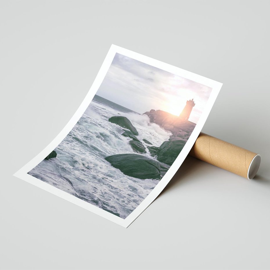 Plakat bez ramy 21x30 - Latarnia, Zachód Słońca i Fale - latarnia na klifie, zachód słońca